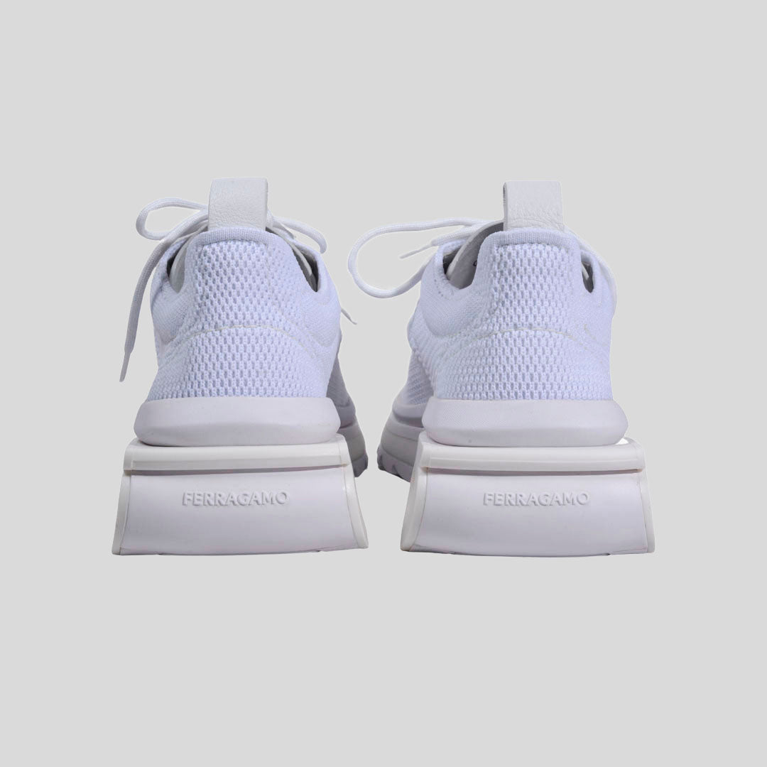 TENIS FERRAGAMO DAMA BLANCO FABRIC + PL (760870-NIMA KNIT1)