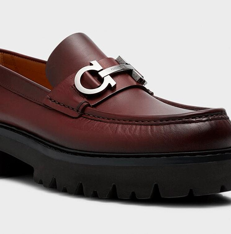 Zapato ferragamo cafe 100% piel