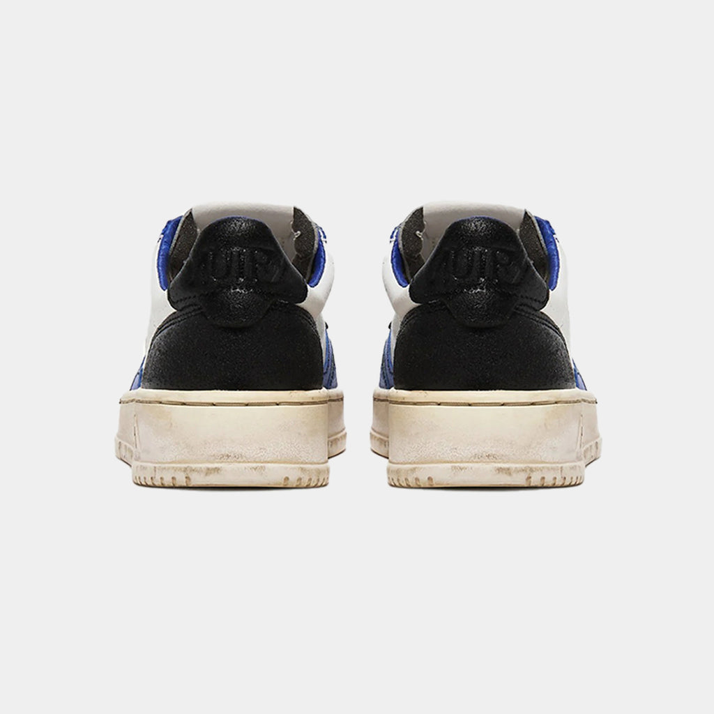 Tenis Medalist Low en Cuero Blanco/Azul