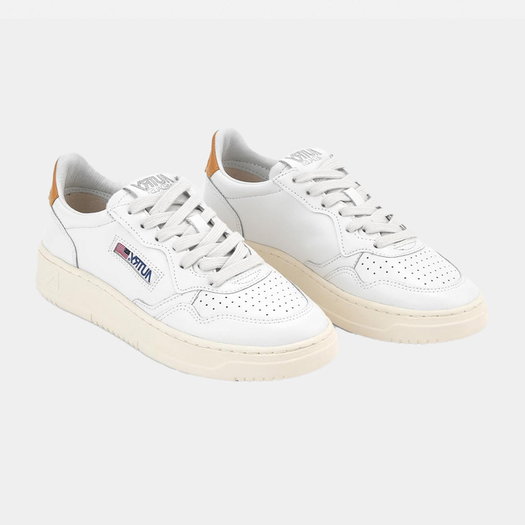 Tenis Medalist Dama en Cuero Blanco/Miel