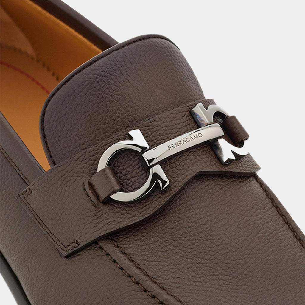 Zapato Mocasines Café con Adorno Gancini S.F.