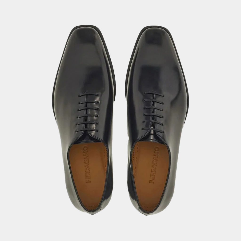 ZAPATO FERRAGAMO NEGRO BRILLANTE CUERO (760172-GEOFFREY)