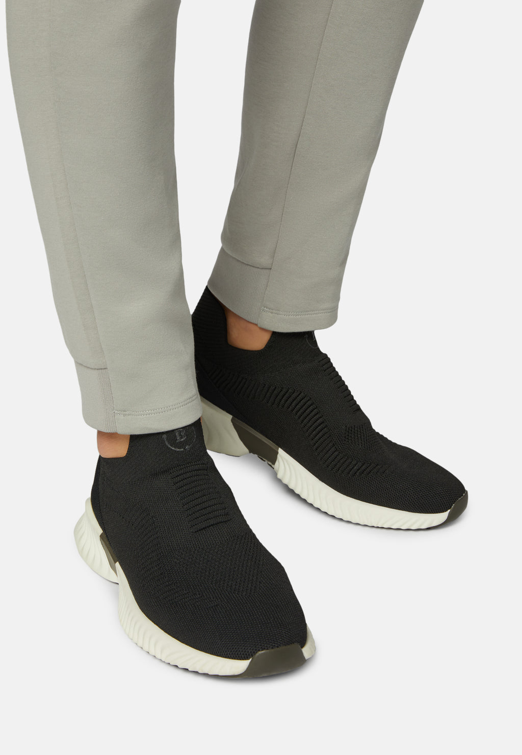 Tenis Negros Hombre B.M.