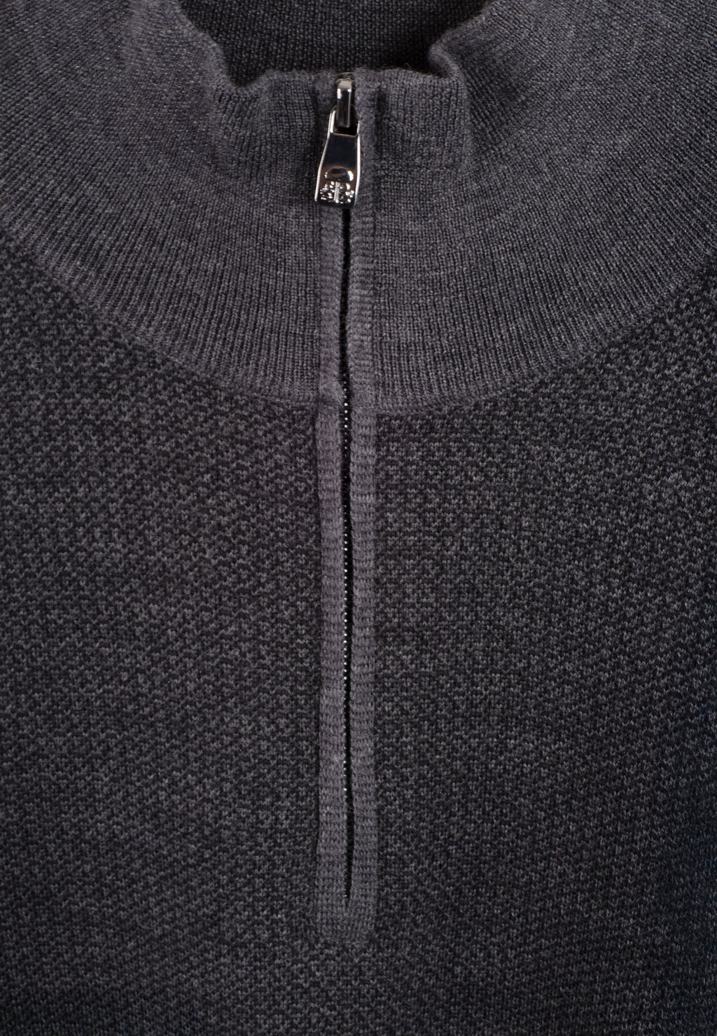 Sweater Gris Oscuro C.