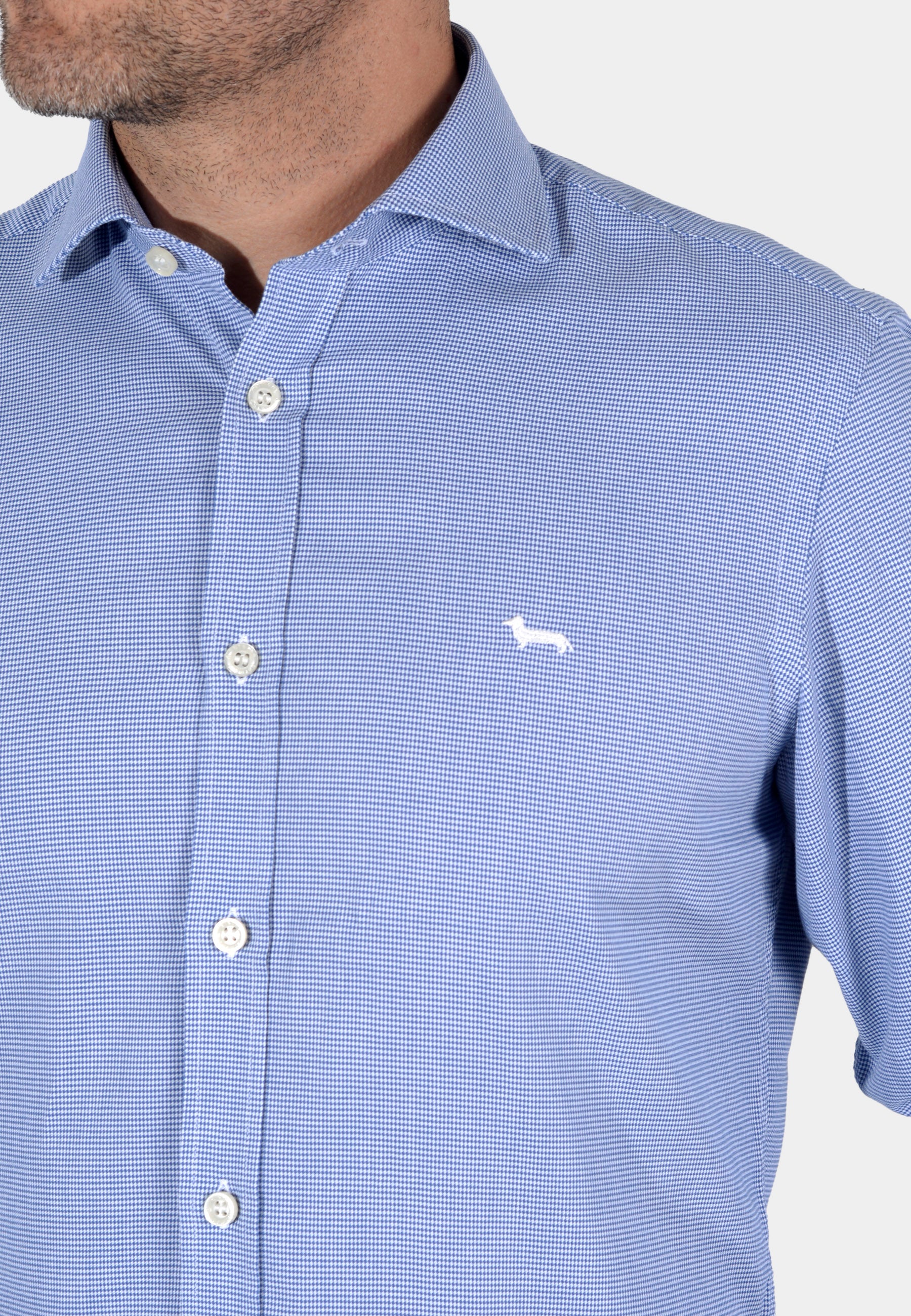 Camisa Azul Minimalista Bordado Logo H&B