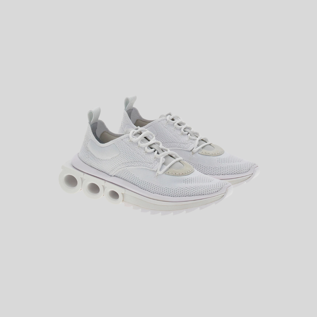 Tenis Dama Color Blanco Con Placa Gancini S.F.