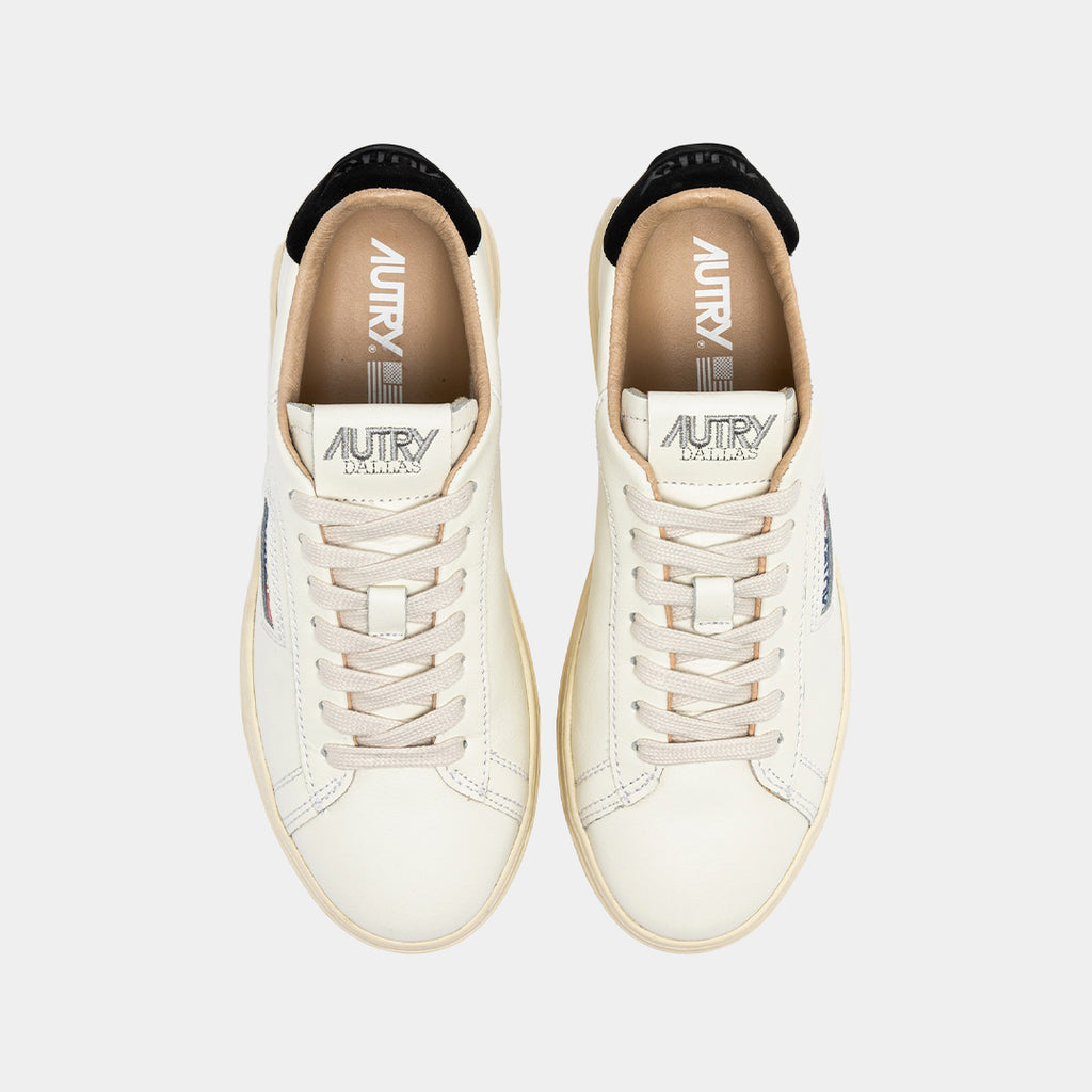 Tenis Medalist Low en Cuero Blanco/Negro