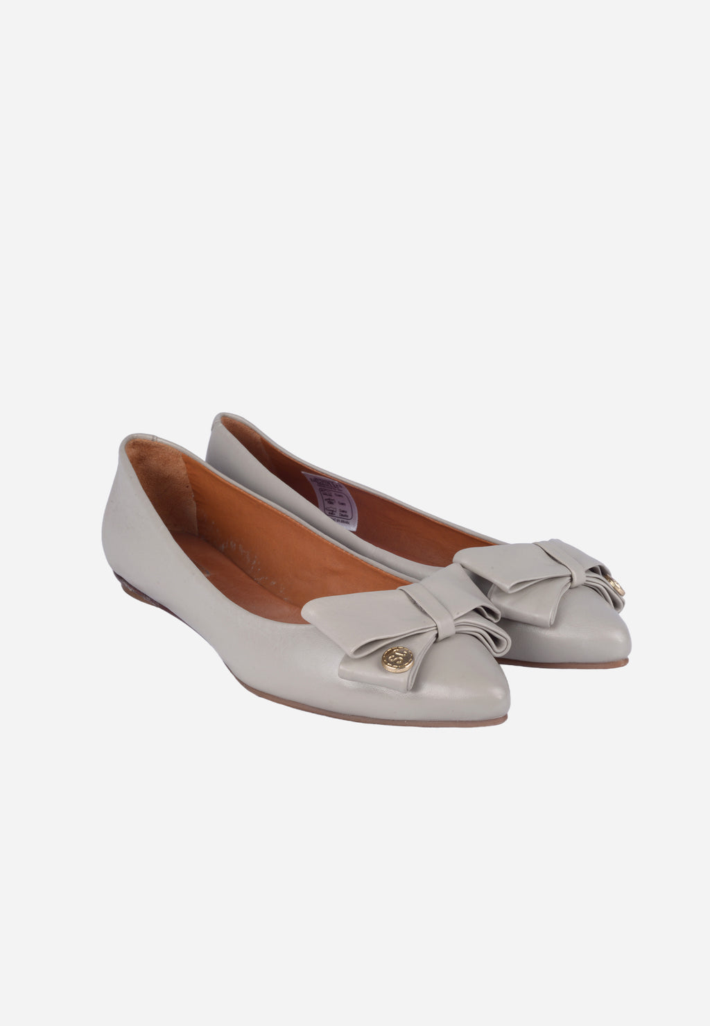 Zapato Plano Punta Fina Estilo Bailarina En Piel Gris MK.