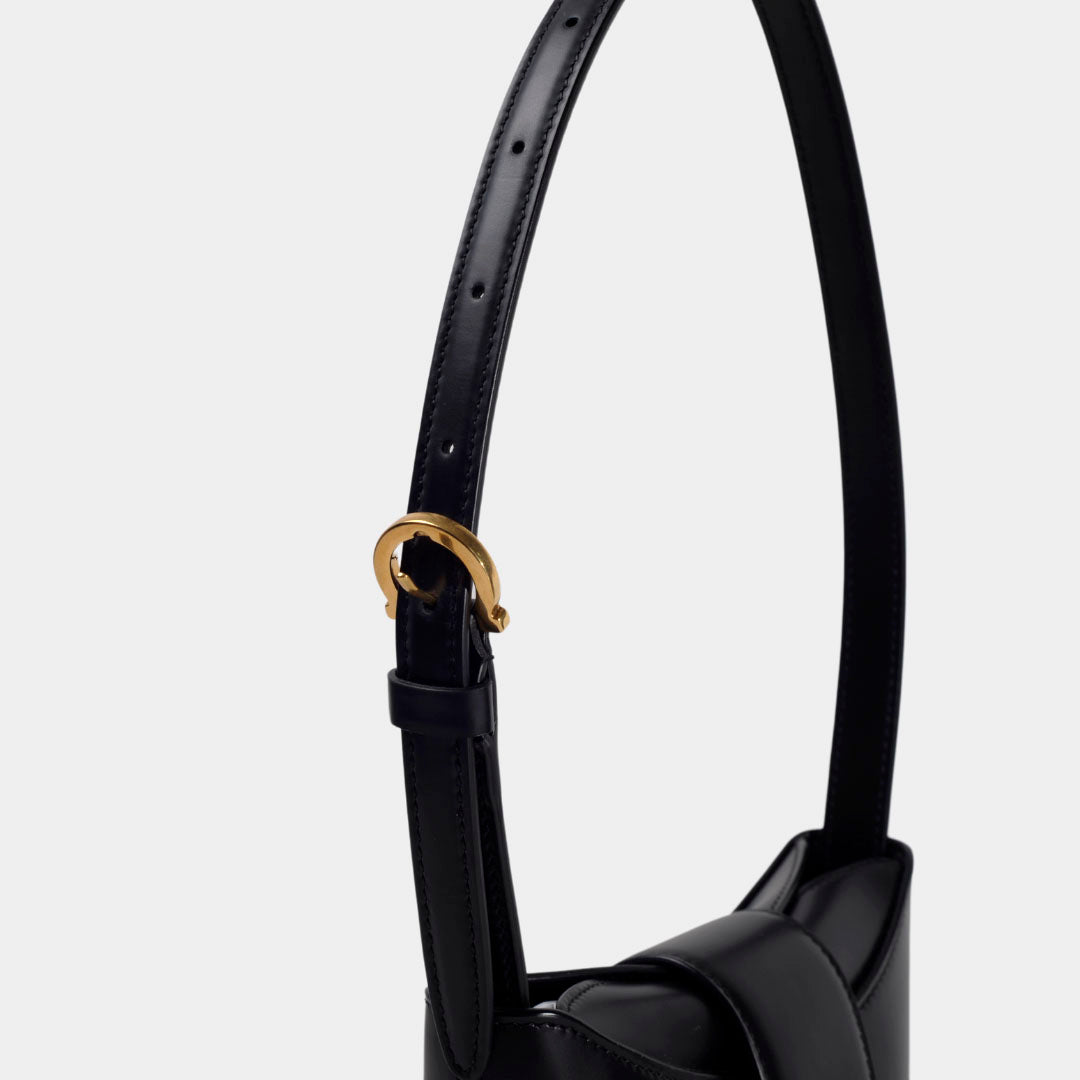 Bolso Dama Trifolio Negro en Cuero S.F.