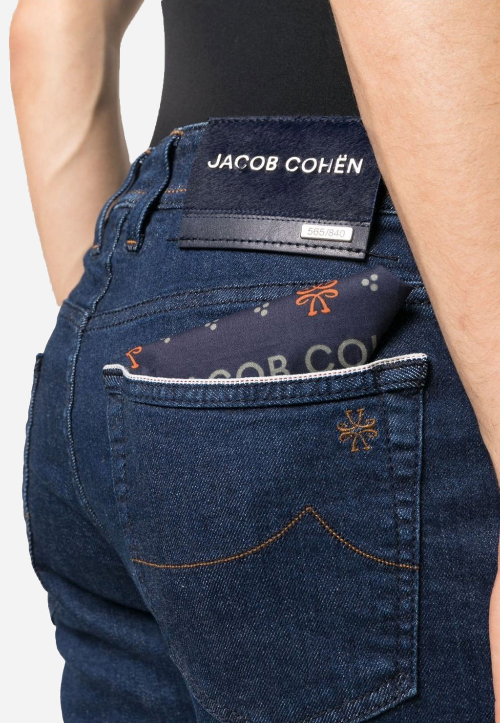 JEANS JACOB COHEN AZUL ALGO + ELAS (UQL0434S3619-484D)