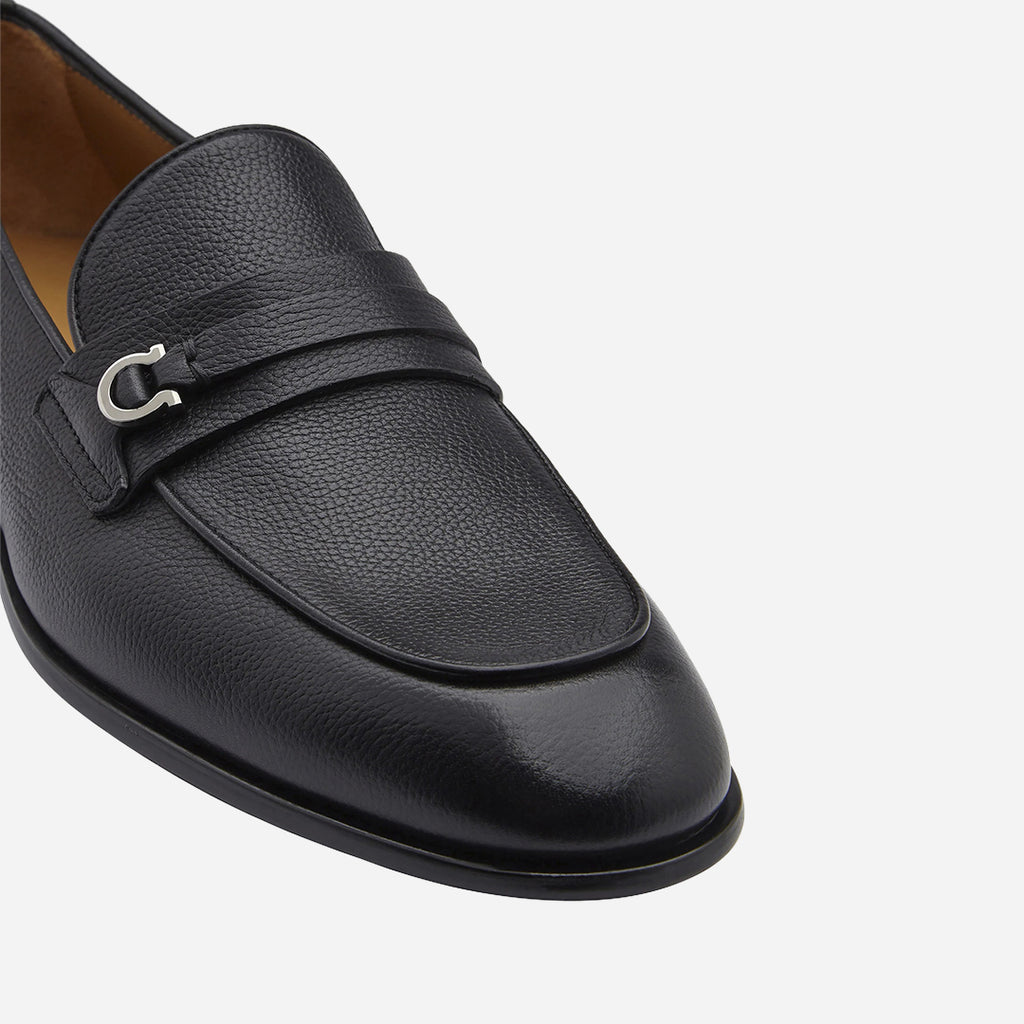 Mocasín Negro Cuero Broche Gaccini S.F.