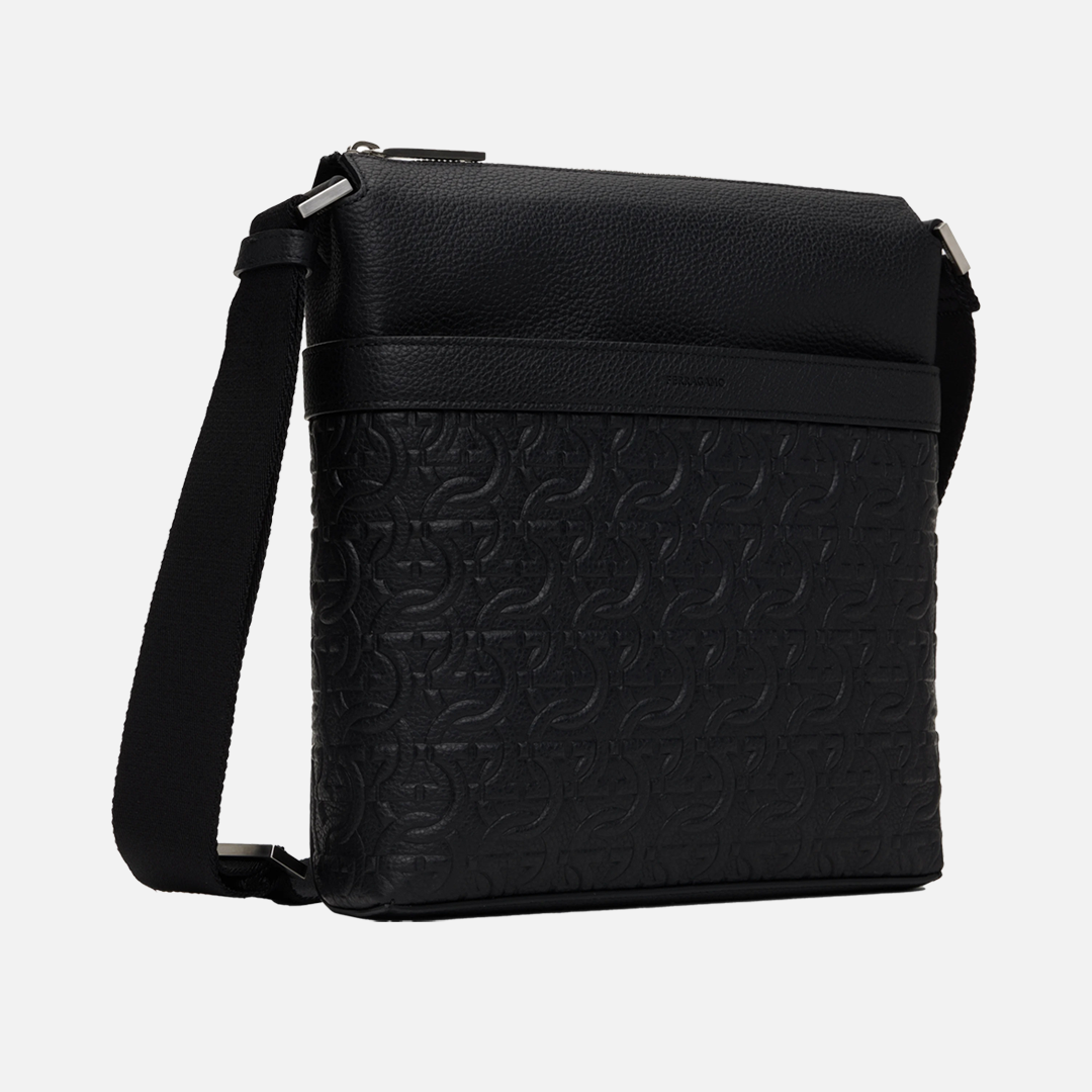 Bolso Messenger Negro en Cuero Premium Gancini