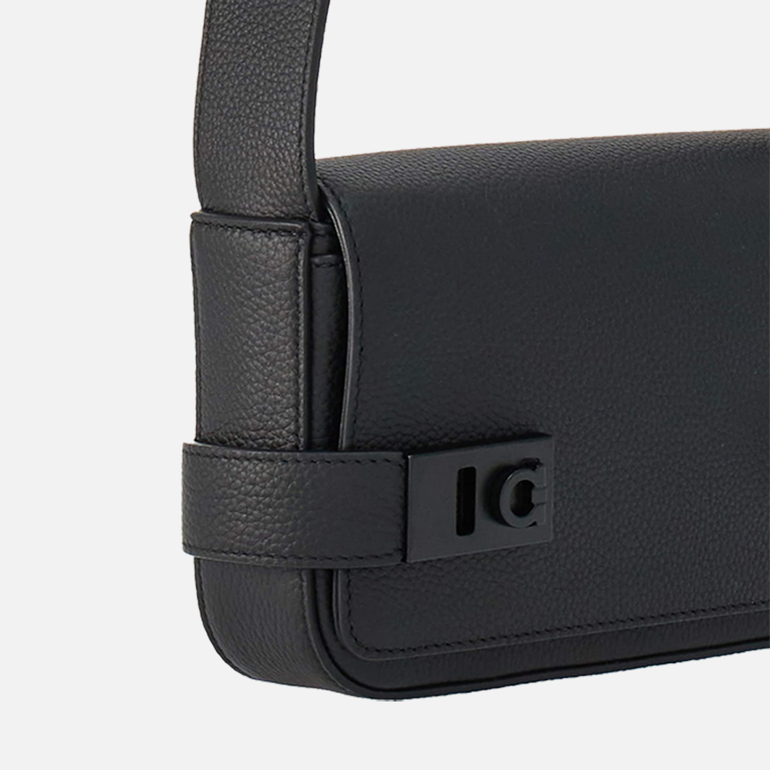 Bolso Negro Cuero con Hebillas Gancini