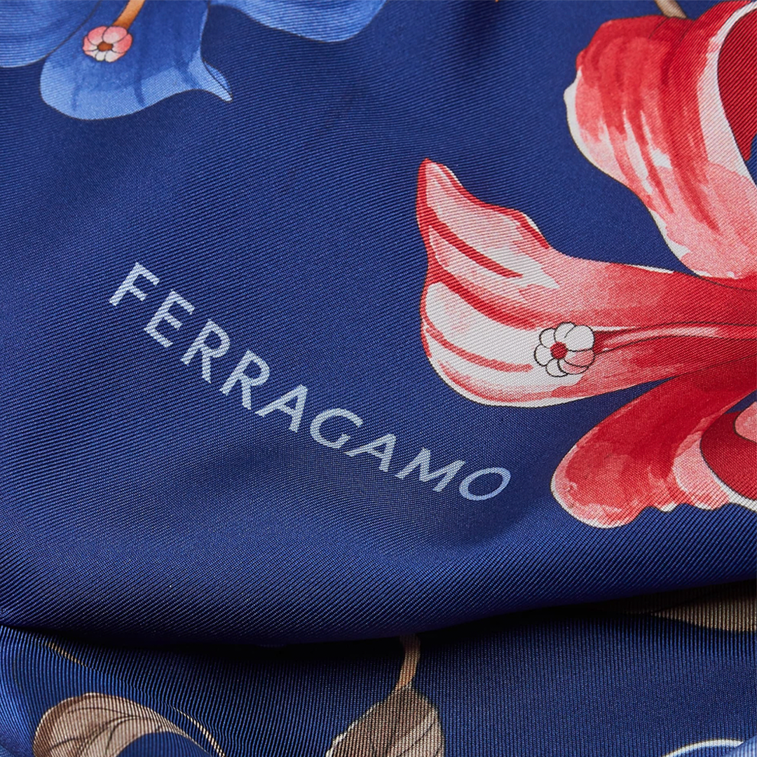 Pañoleta Dama Estampada Azul/Rojo en Seda de Lujo