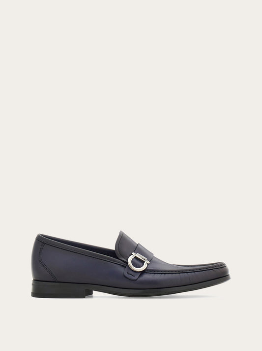 ZAPATO FERRAGAMO AZUL CUERO Moccasin with Gancini ornament - Men