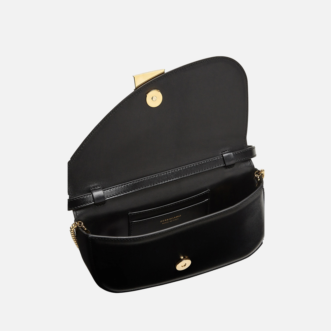 Bolso Fiamma Dama Negro de Cuero Lujo