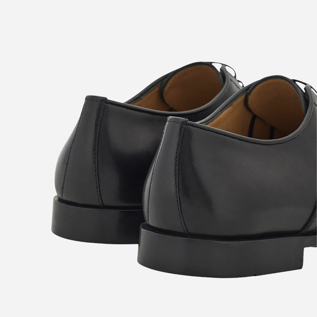 Mocasín Negro Cordones Gaccini S.F.