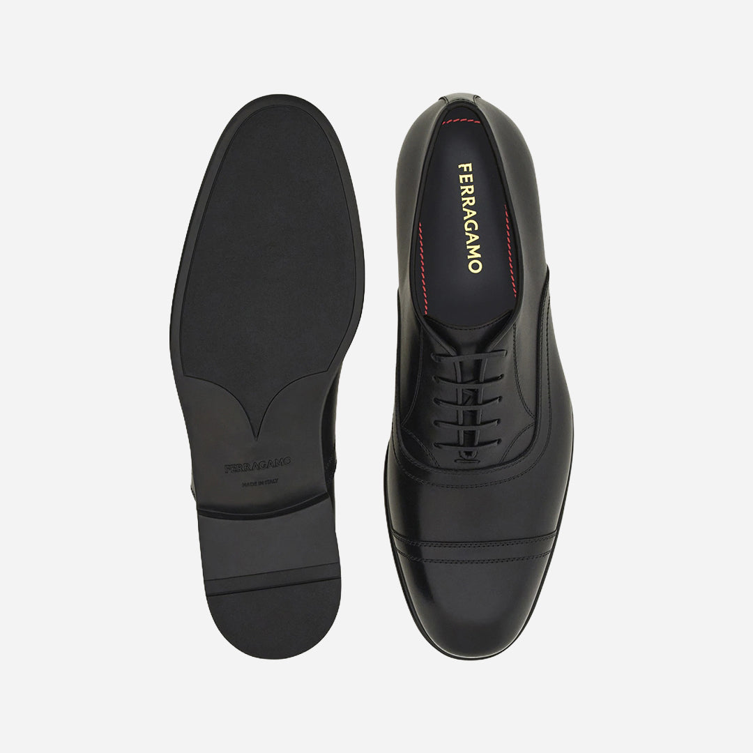 Mocasín Negro Cordones Gaccini S.F.