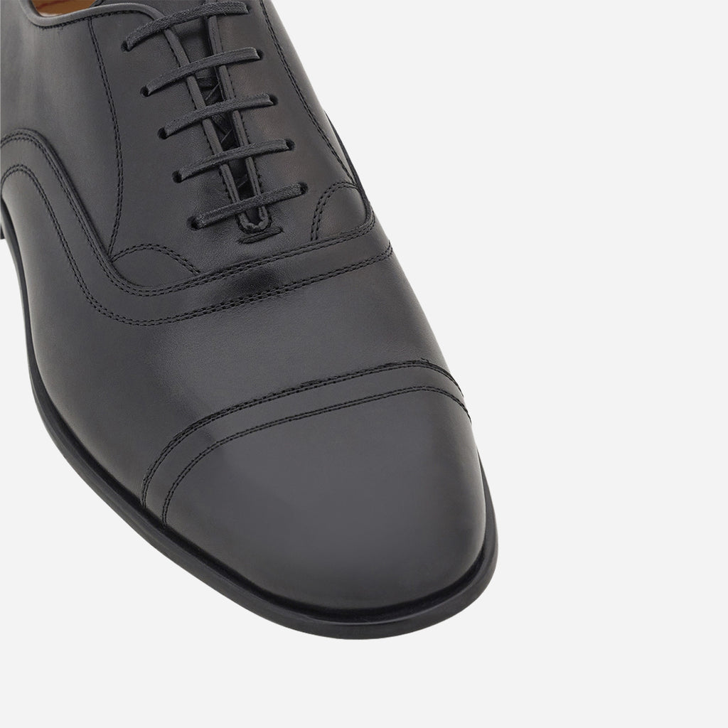 Mocasín Negro Cordones Gaccini S.F.