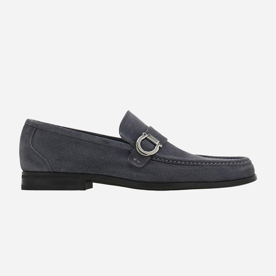 Zapato Mocasines Caspian Gamuza Gris Gancini S.F.