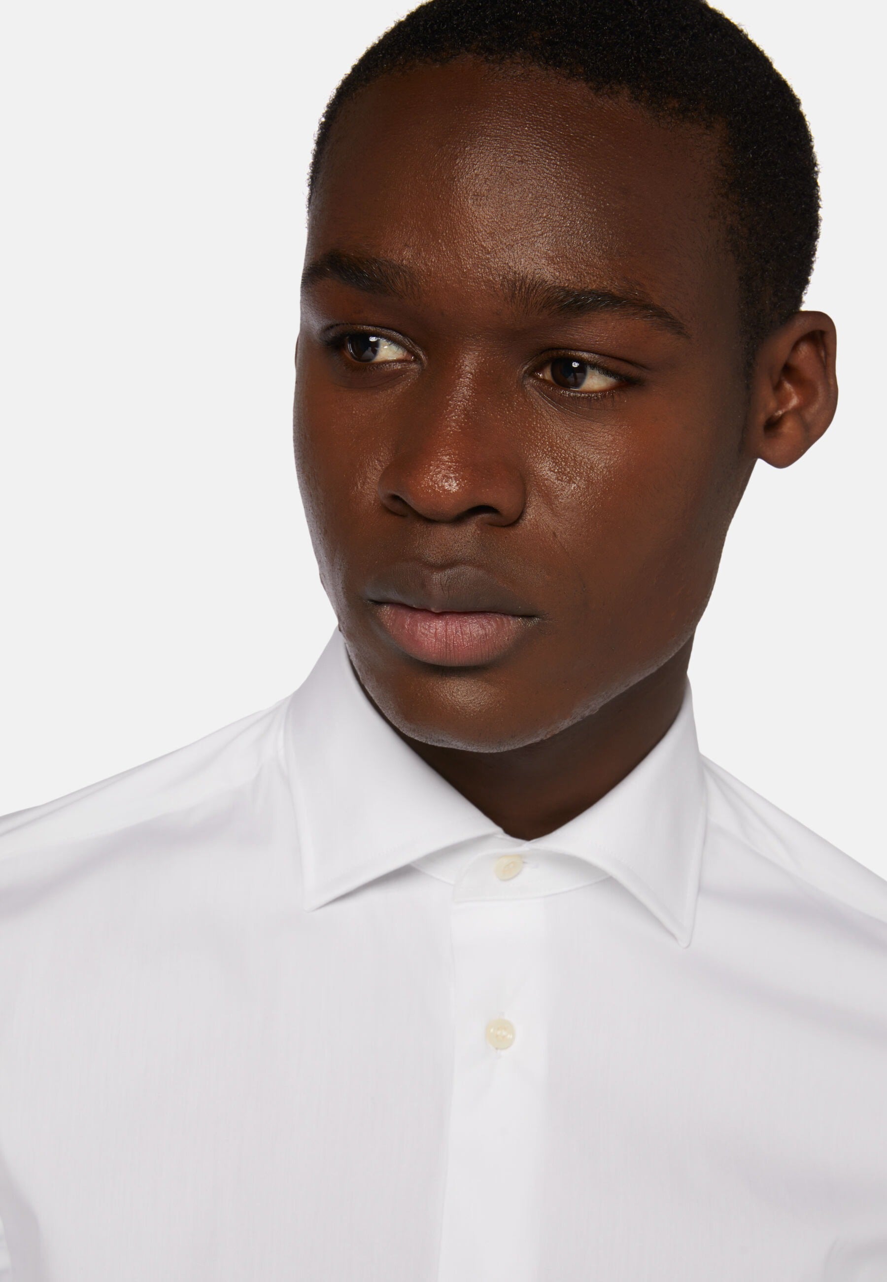 Camisa Clásica Blanca B.
