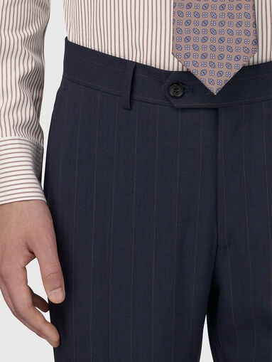 Traje Azul Marino B.M.