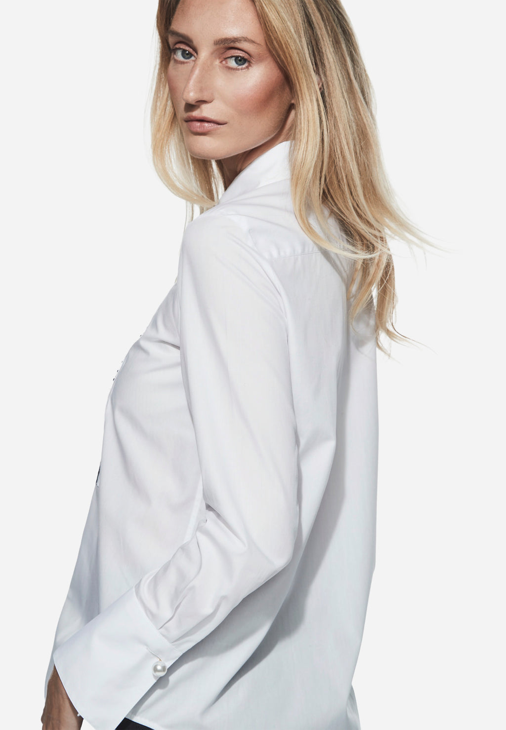Blusa Icónica Blanca Dama T.E.