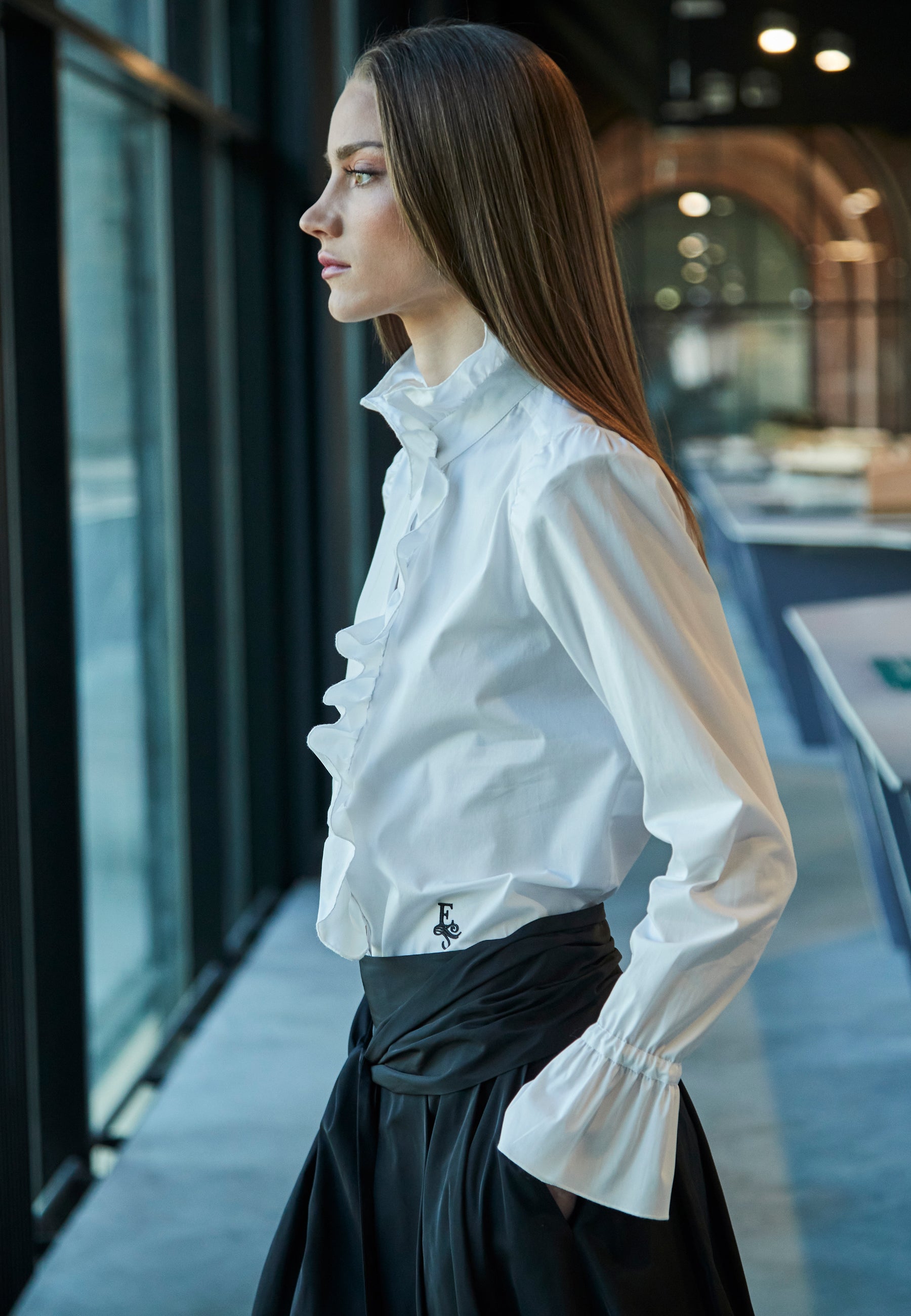 Blusa Minimalista Blanca Dama T.E.