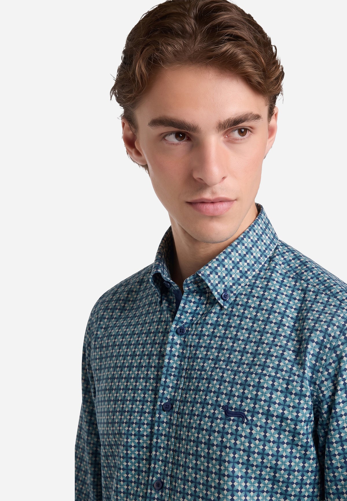Camisa Con Estampado Geométrico Azul HYB.