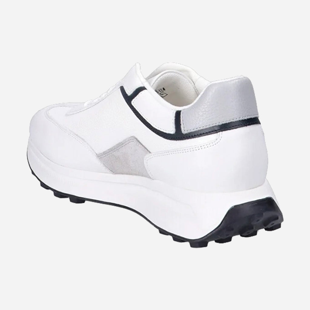 Tenis Deportivos Blancos con Detalles a Contraste H&B