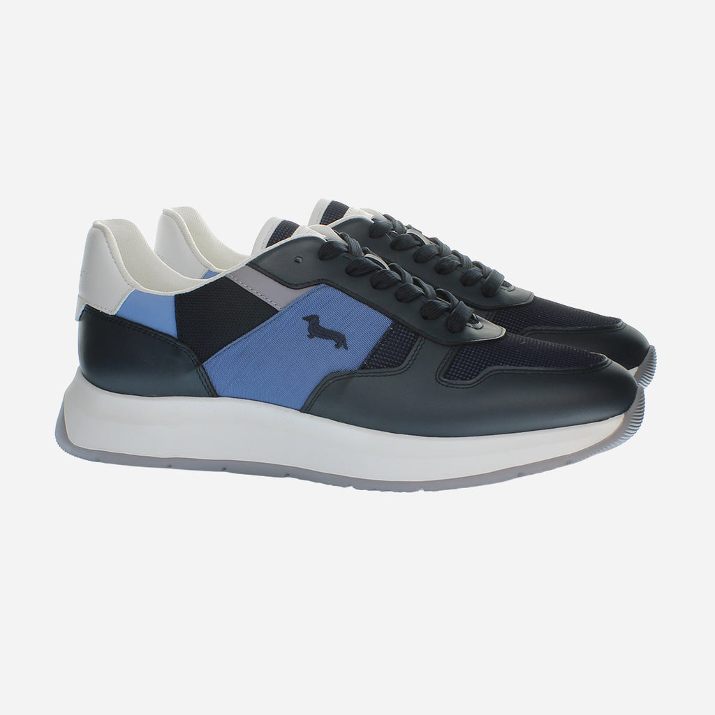 Tenis Deportivos Oscuros con Panel Azul H&B