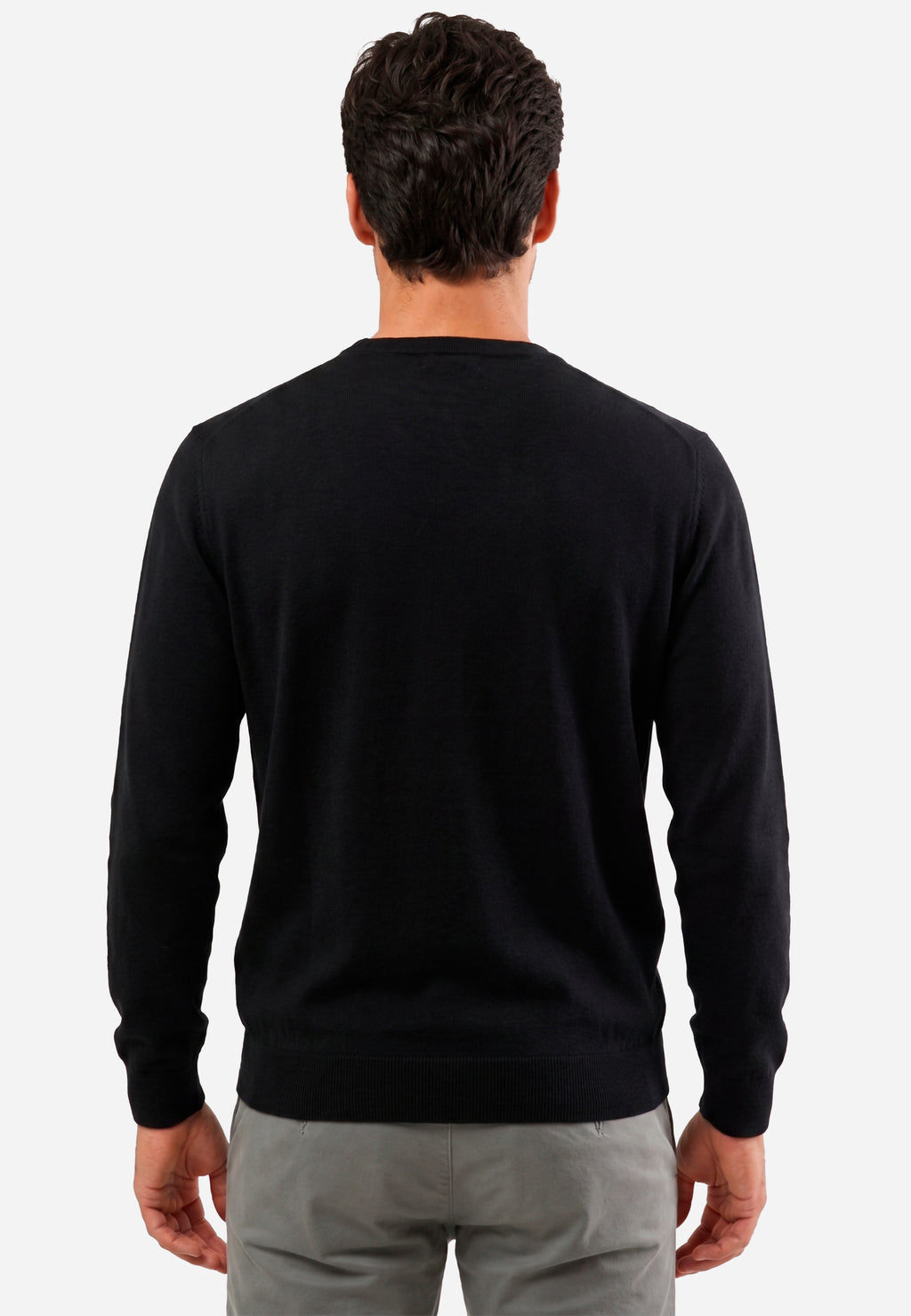 Sweater Negro Hombre H&B.