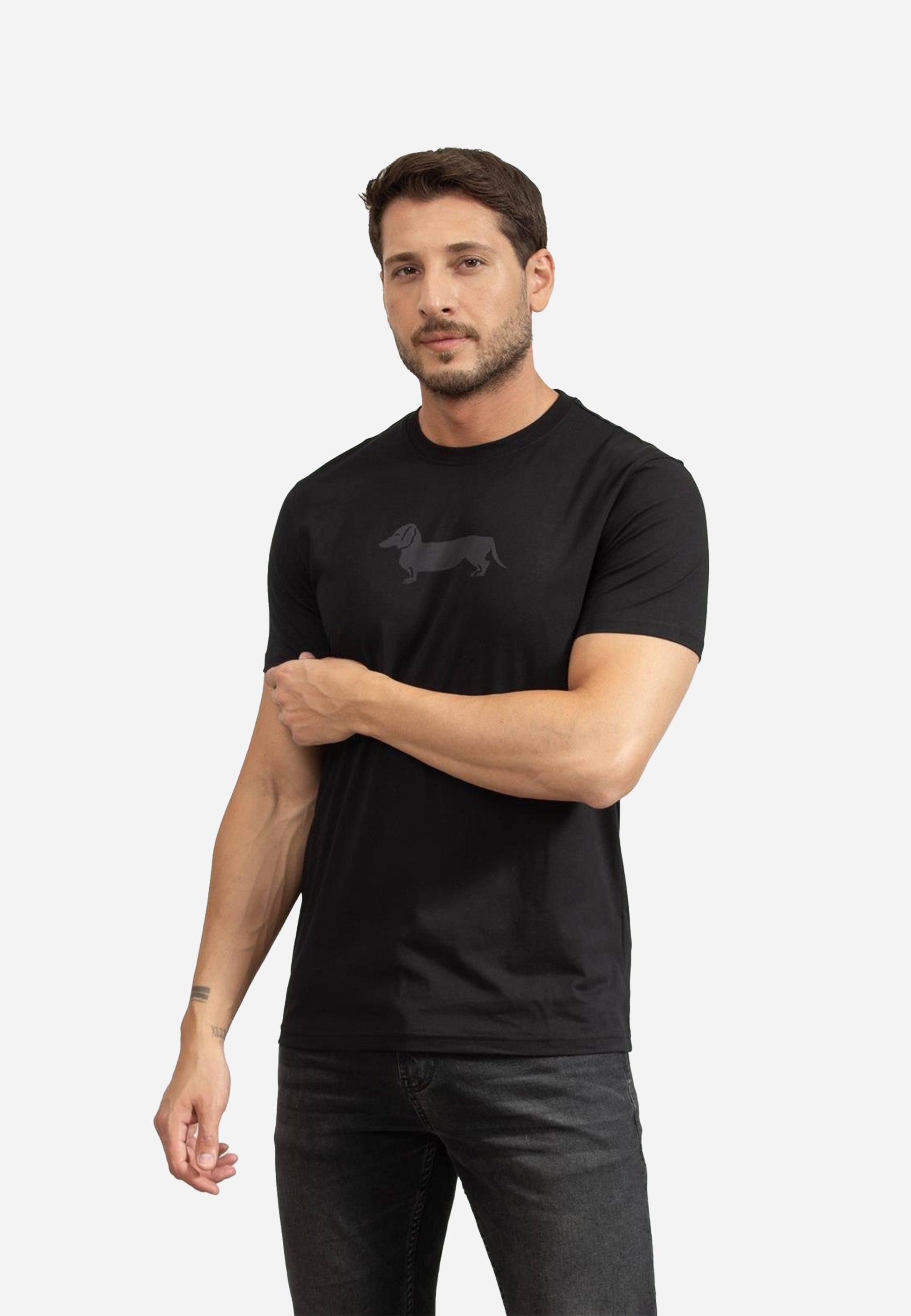 Camiseta Negra Hombre H&B.