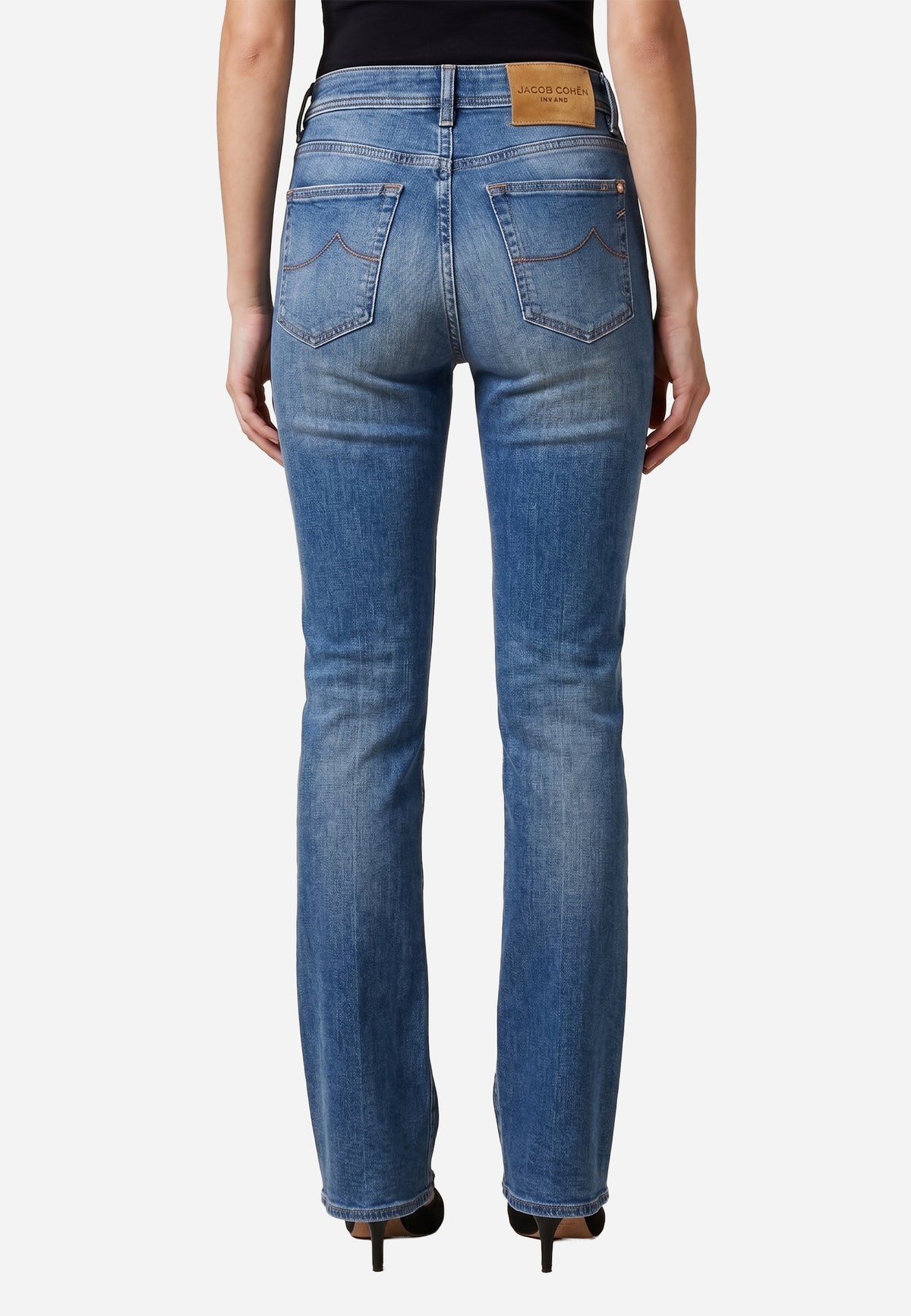 Jean Straight Fit en Denim Azul Claro J.C.