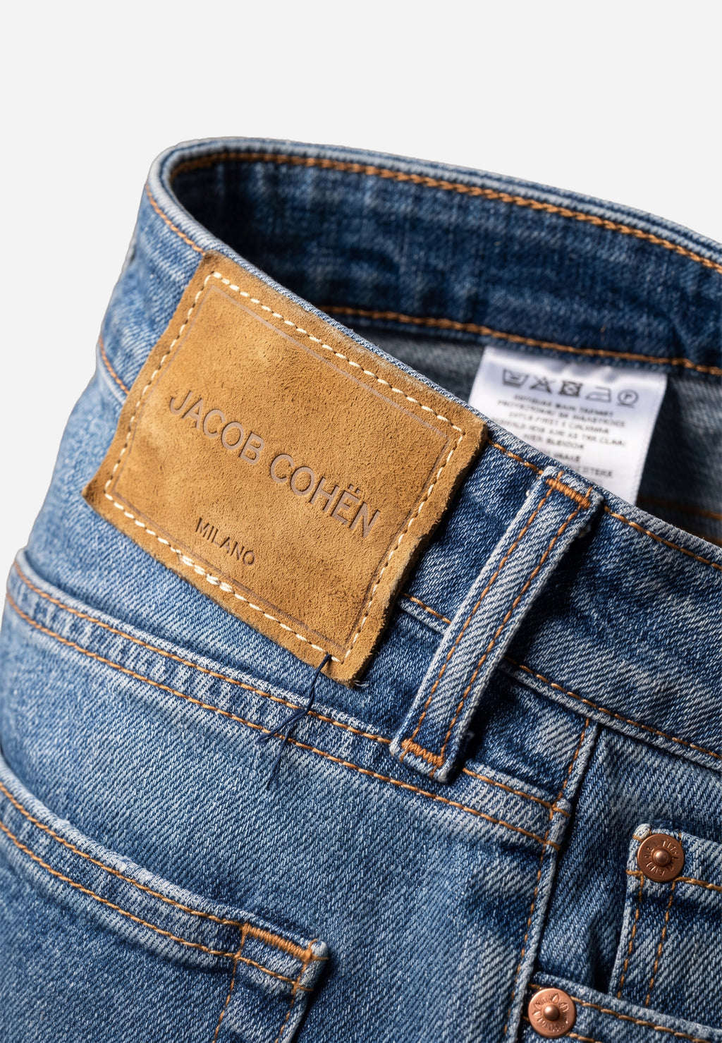 Jean Straight Fit en Denim Azul Claro J.C.