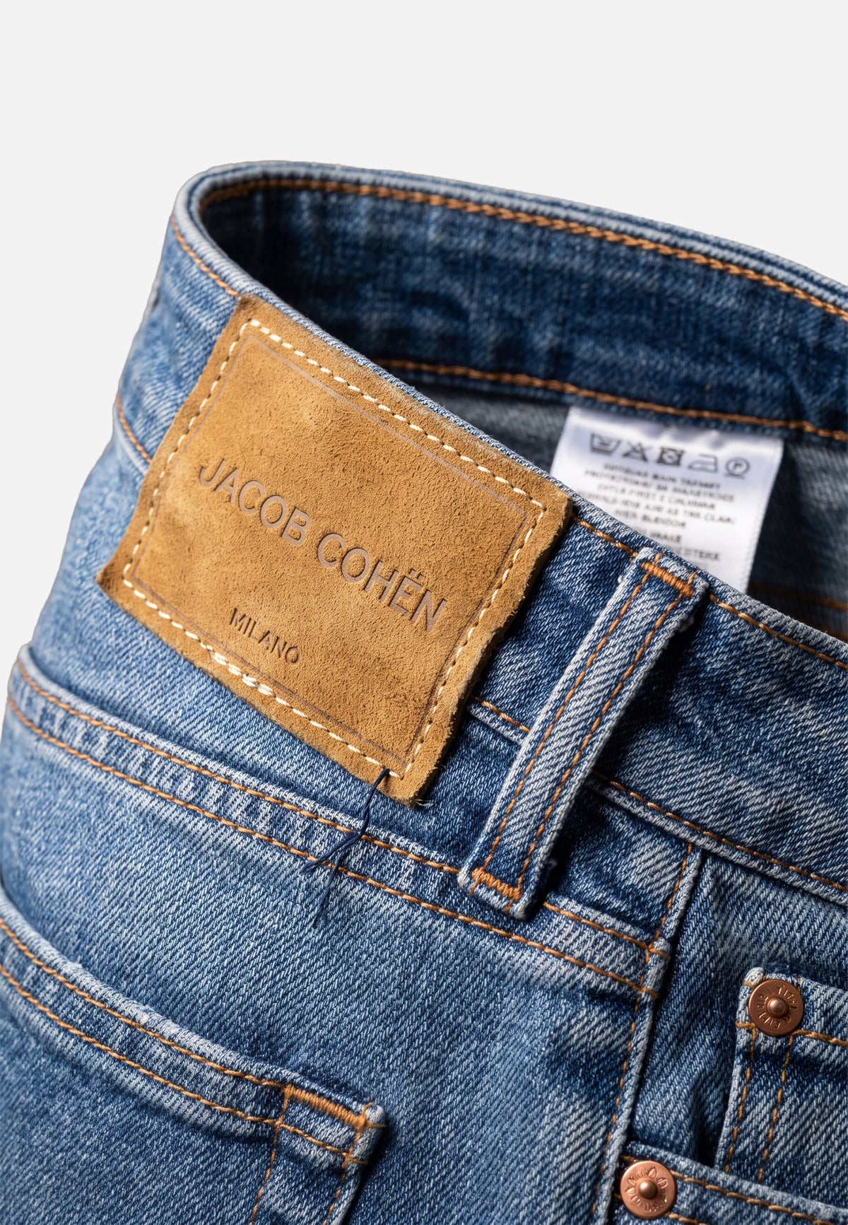 Jean Straight Fit en Denim Azul Claro J.C.