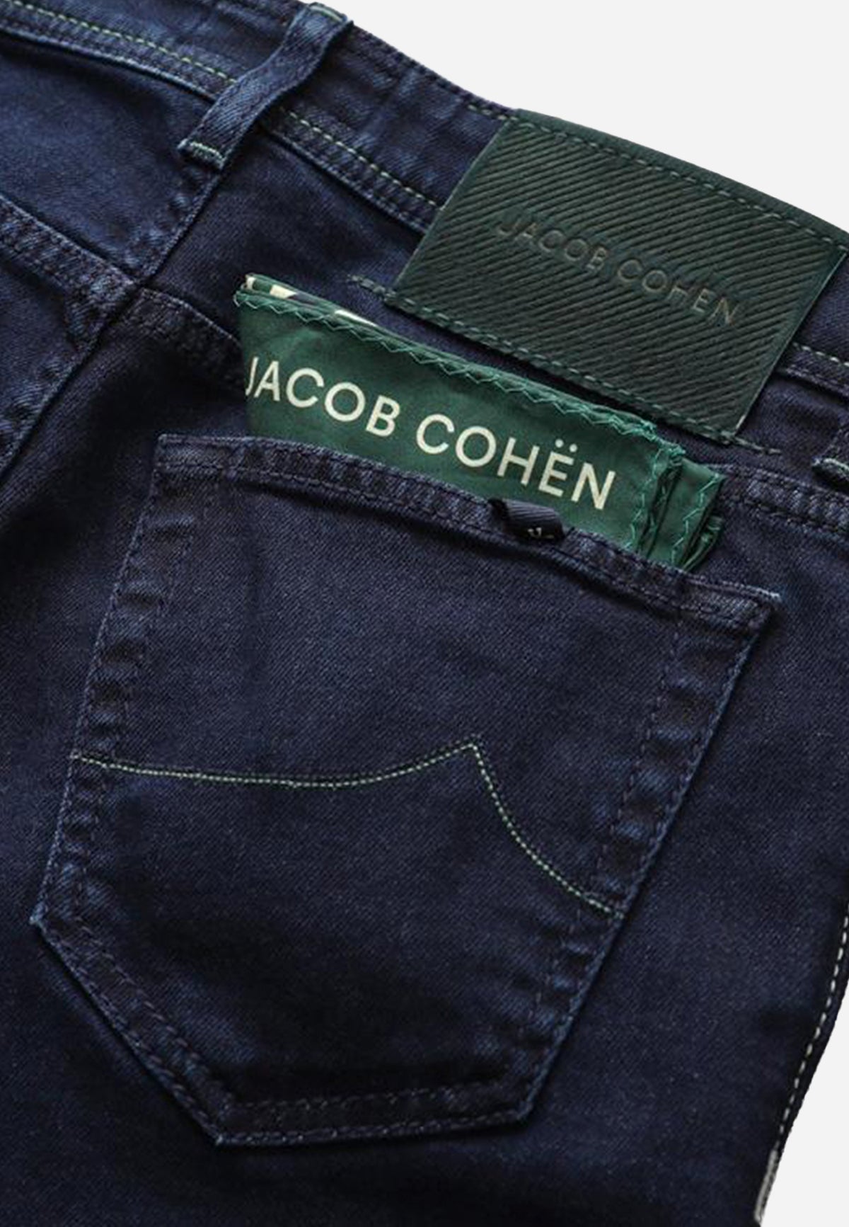 Jean Vaquero Azul Oscuro Con Detalles Verdes J.C.