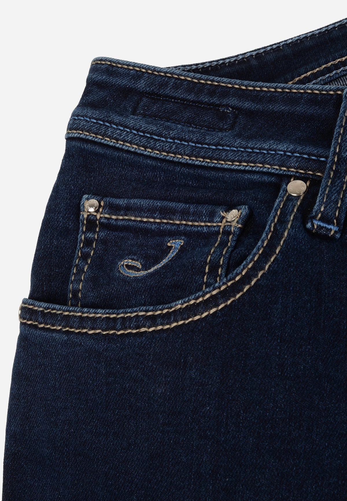 Jean Comfort Fit en Denim Azul Oscuro J.C.