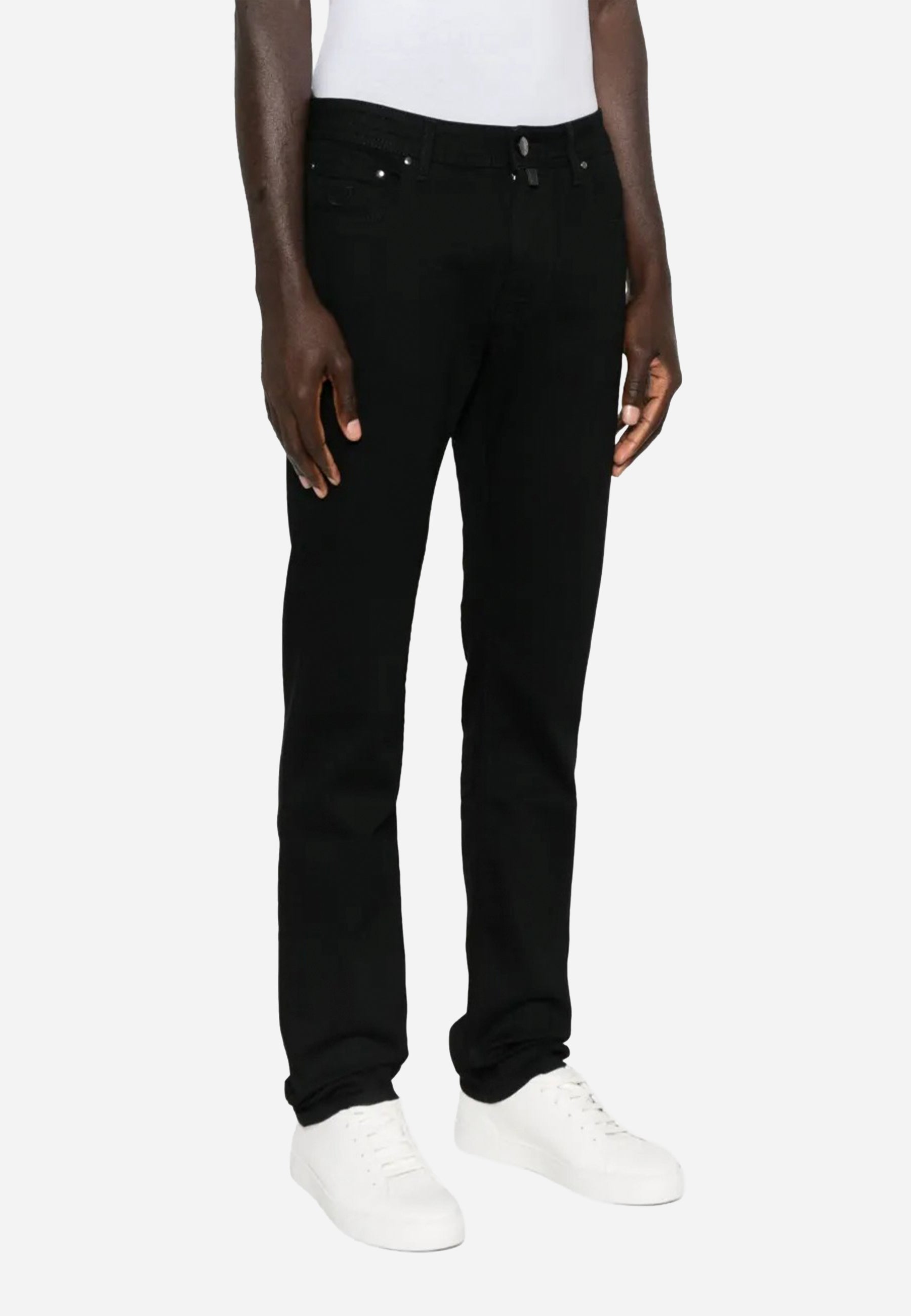 Jean Negro Hombre J.C.