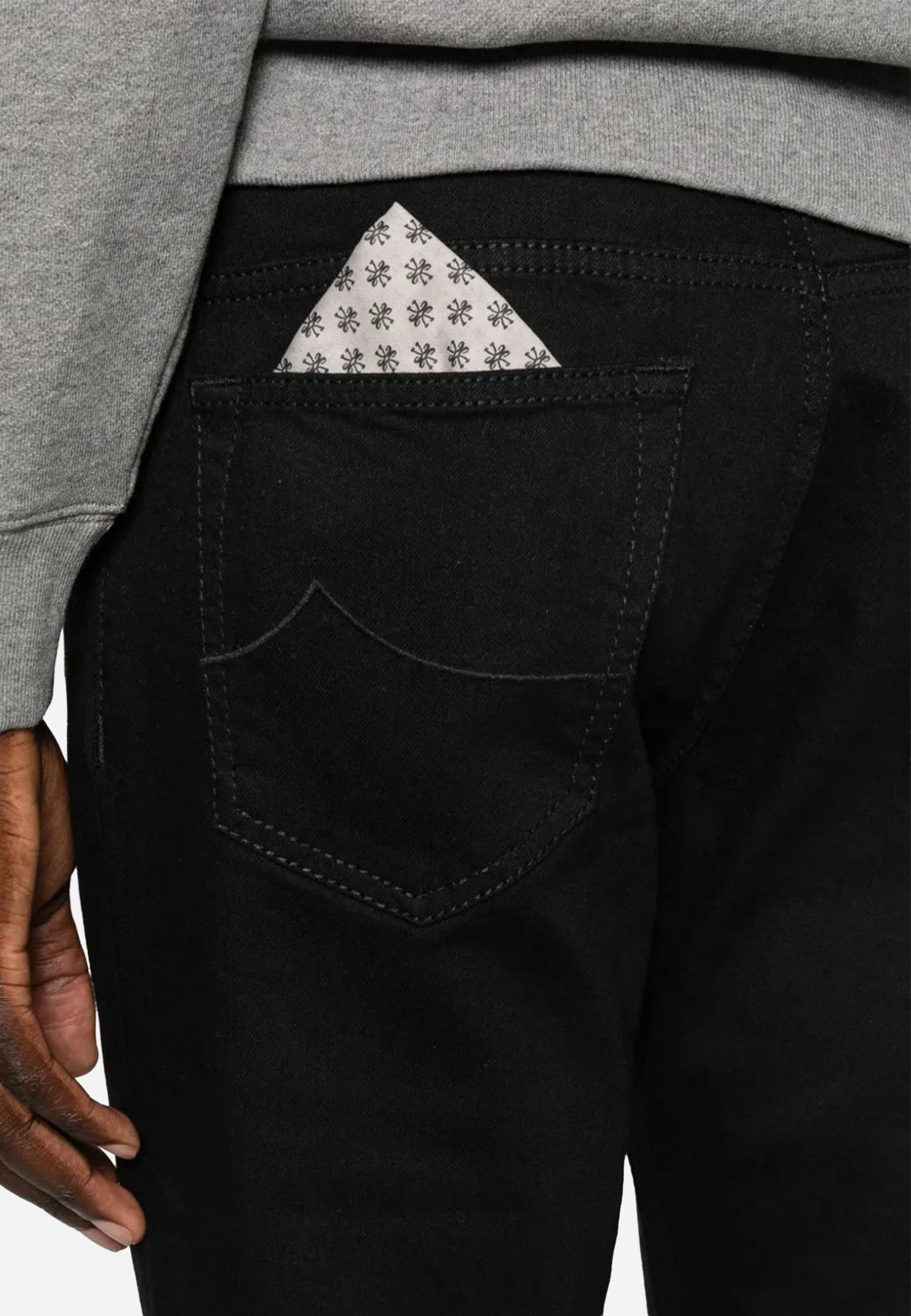 Jean Negro Hombre J.C.