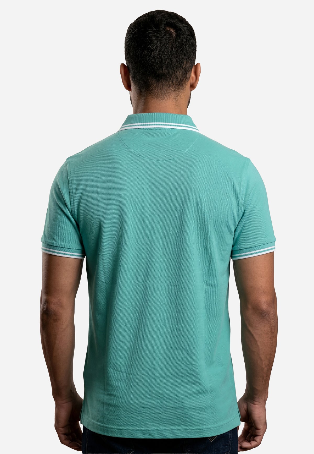 Camisa Tipo Polo Verde Menta Con Ribetes Blancos HYB.