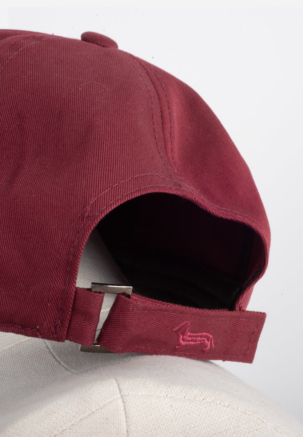 Gorra Vinotinto Hombre H&B.