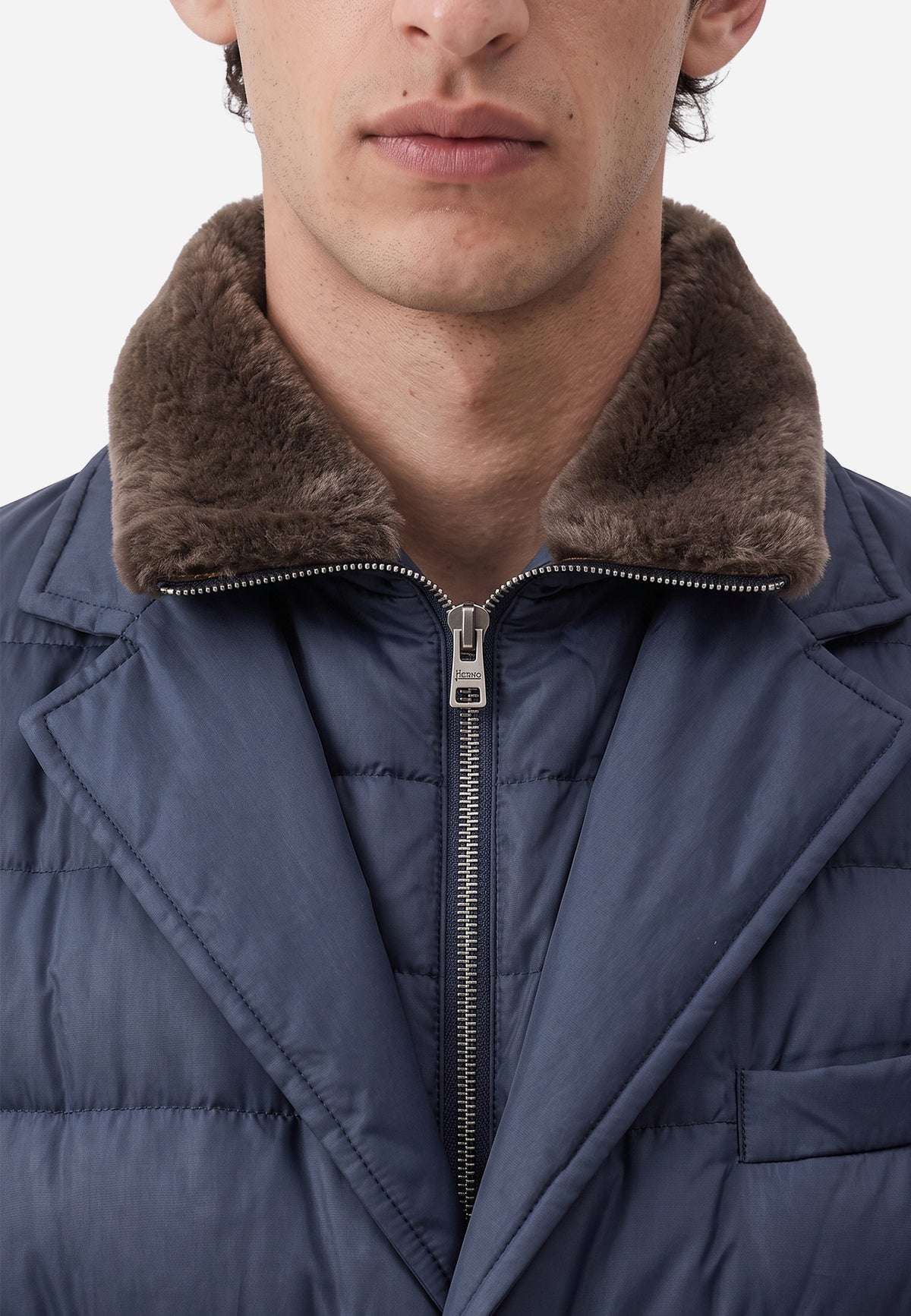 Chaqueta Azul Marino H.