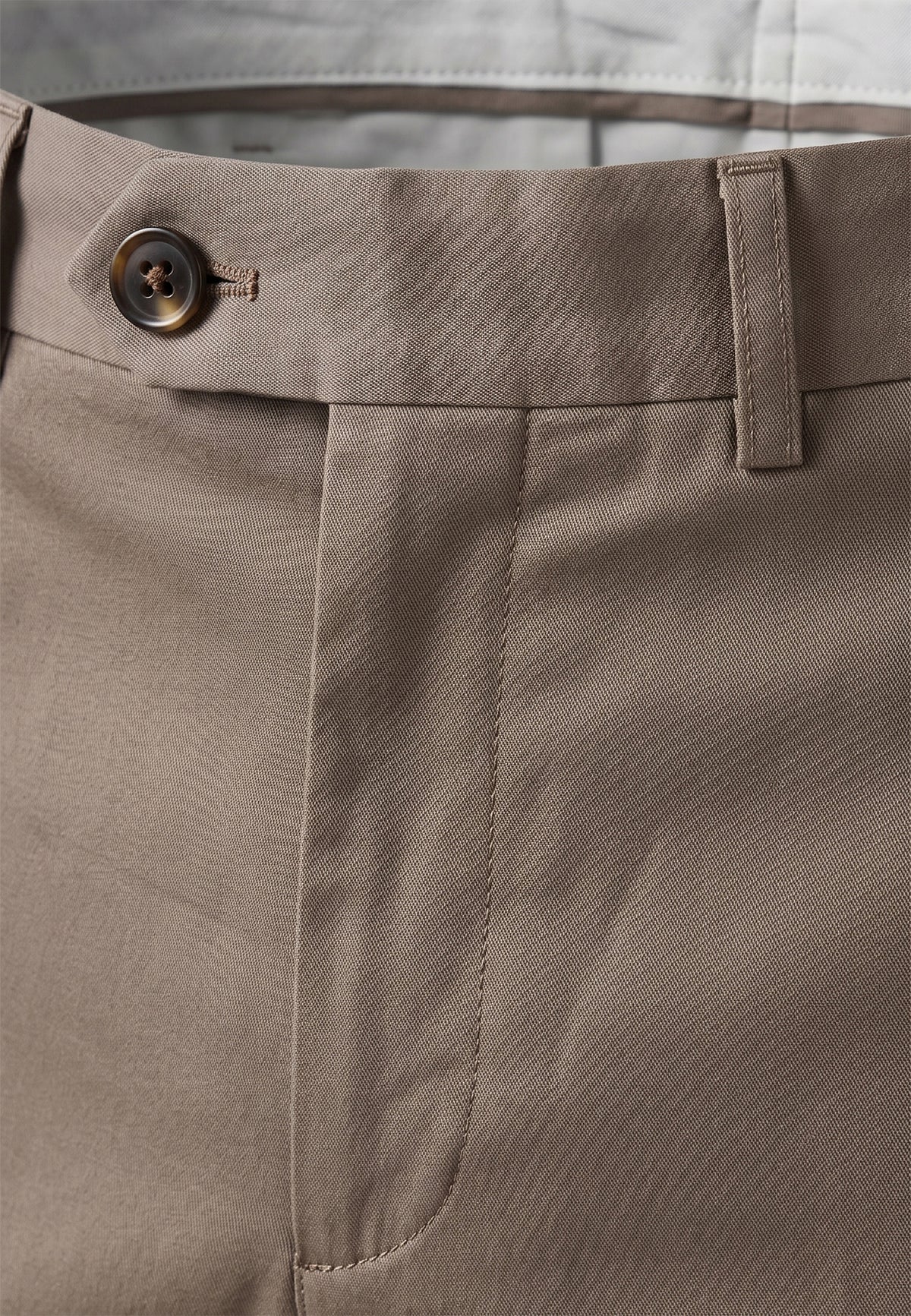 Pantalón Beige de Corte Sartorial P.