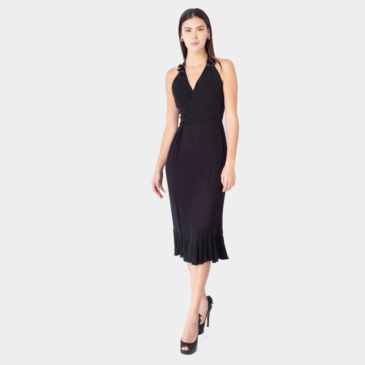 Vestido Midi En Viscosa Negra Con Escote Halter Y Bajo Volante D&G.