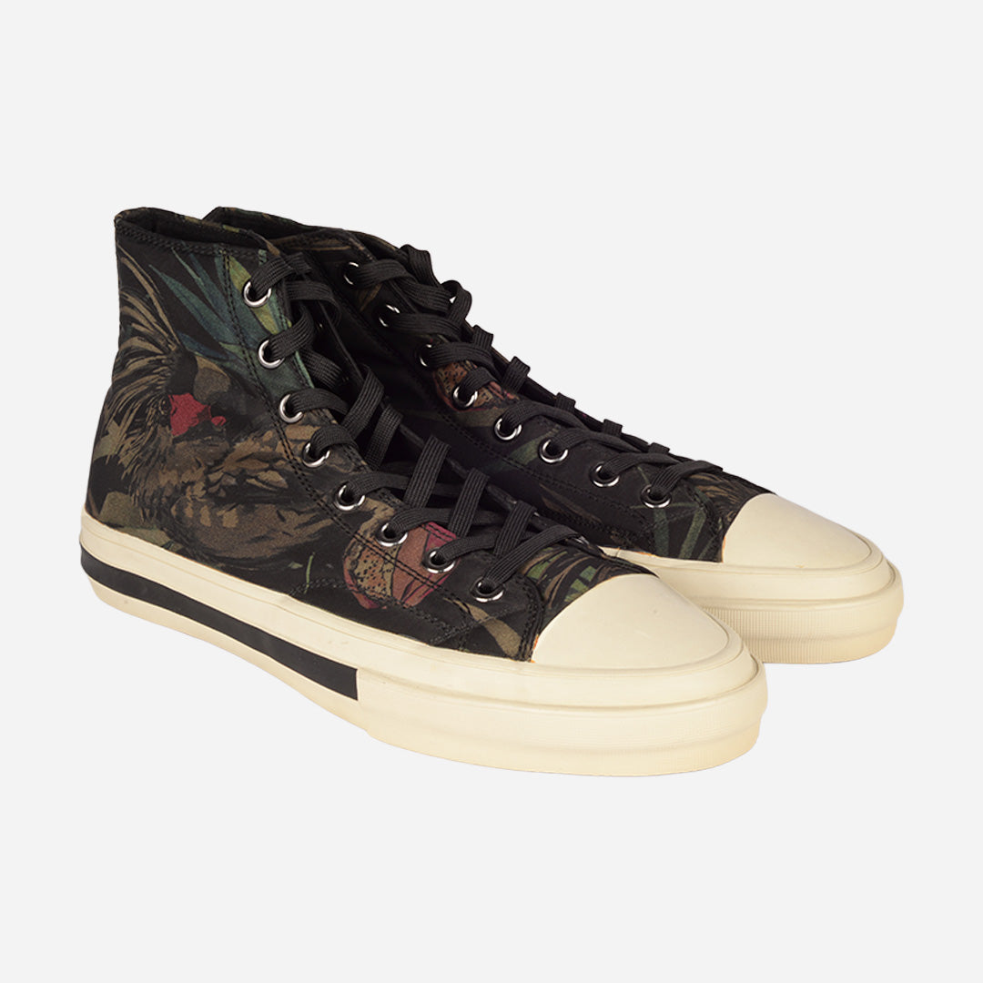 Tenis Estilo Bota En Lona Negra Con Estampado Tropical PS.