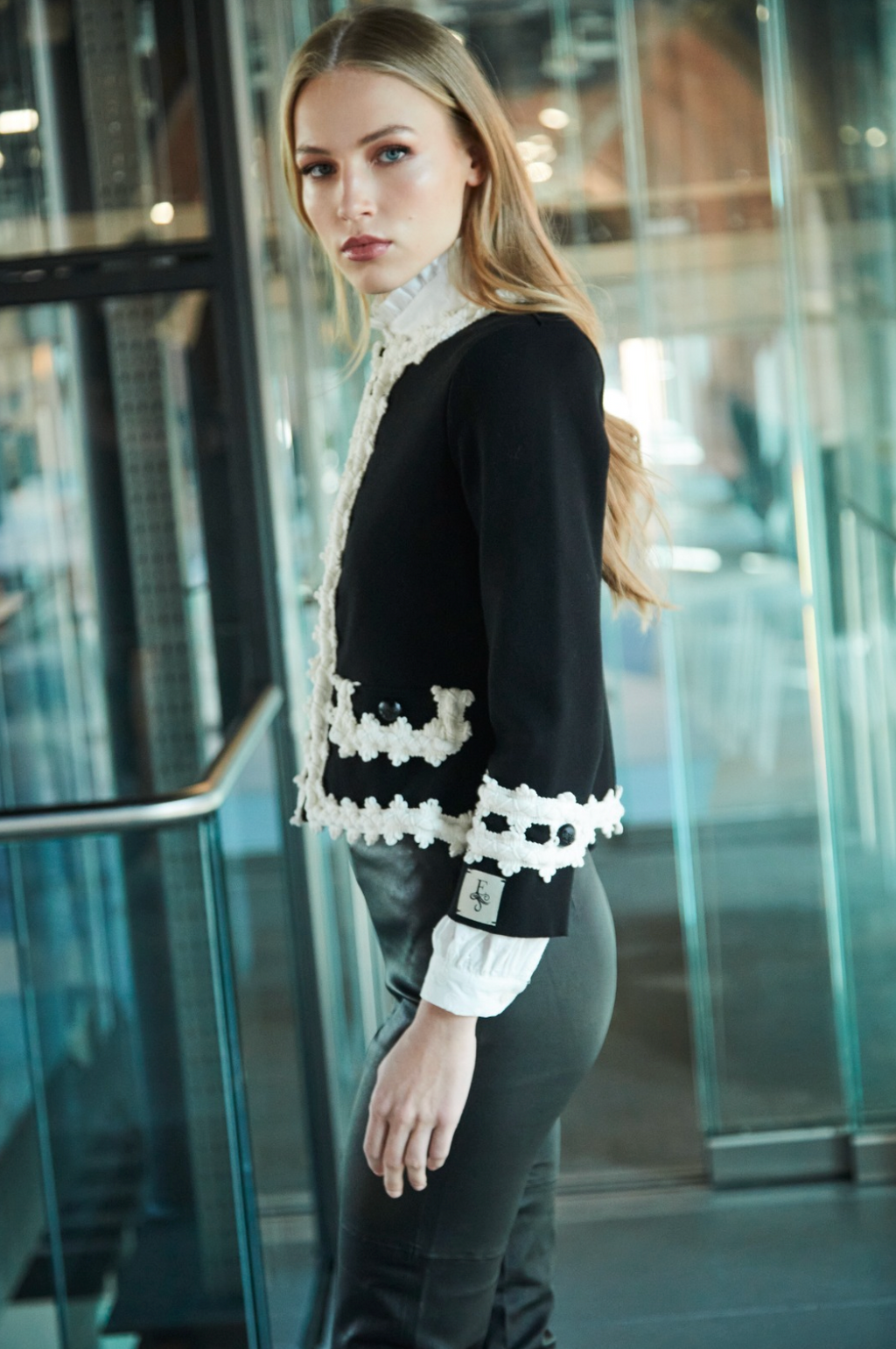 CHAQUETA The Extreme NEGRO CRUDA RENE ALGODON (2402N)