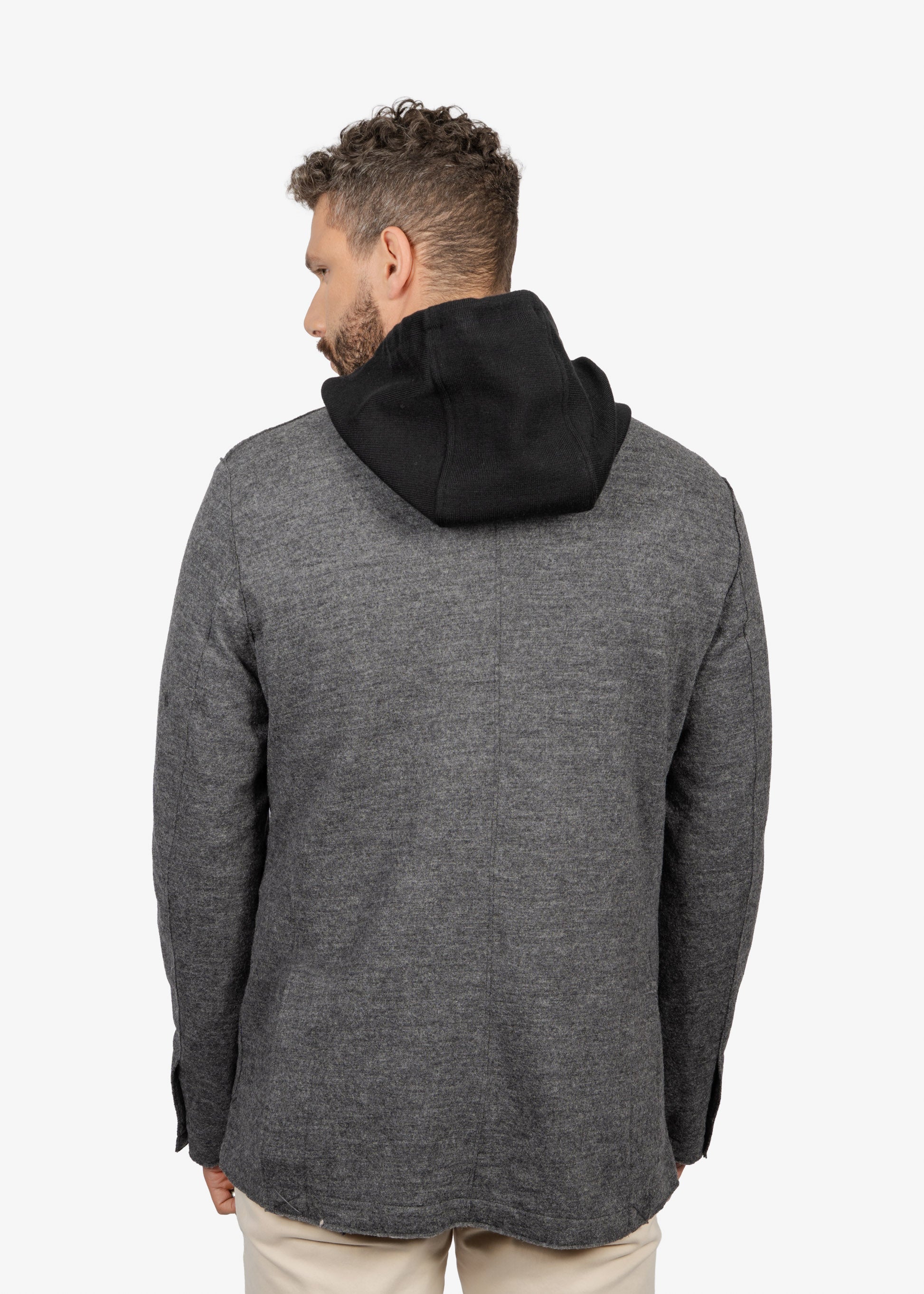 Saco Gris con Hood Integrada Negra