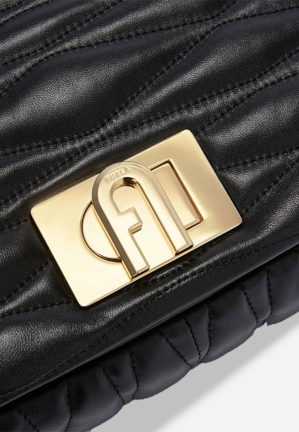 Bandolera 1927 Dama Negro Furla.