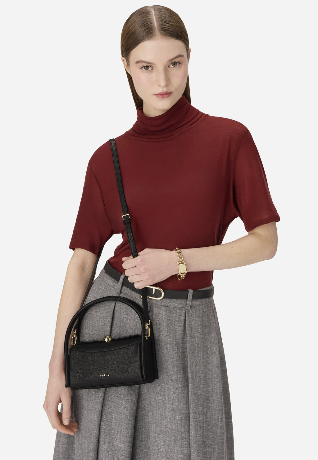 Bolso Nicole Boston Negro Dama Furla.